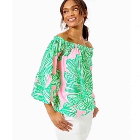 Lilly Pulitzer Tops - Lilly Pulitzer Nevie Top New without tag